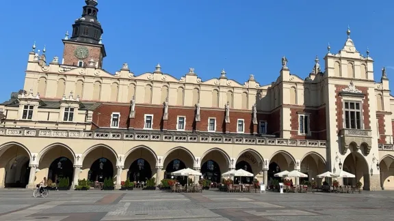 The Kraków Cloth Hall (Sukiennice) on the Market Square in Kraków. Photo: A. Godfrejów-Tarnogórska